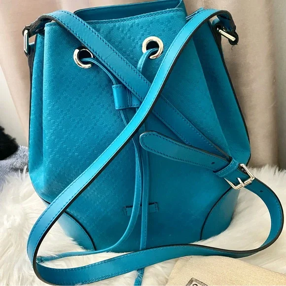 *BUY NOW* Item. Gucci Bright Turquoise Diamante Leather Bucket Bag Gold Hardware - Picture 2 of 11